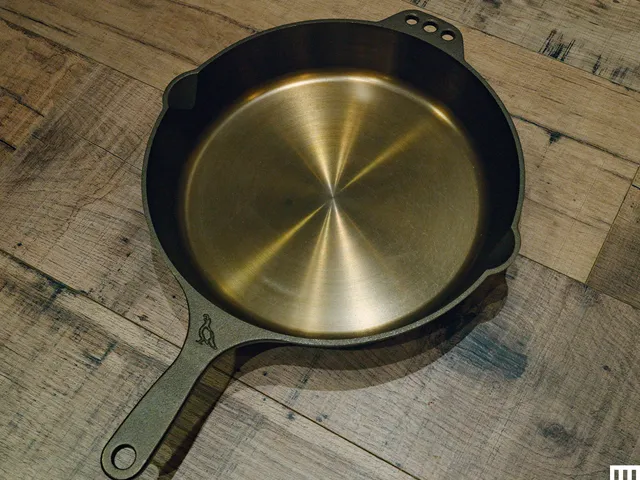 Unearthing the Culinary Treasure: Your Guide to the Vintage Cast Iron Skillet